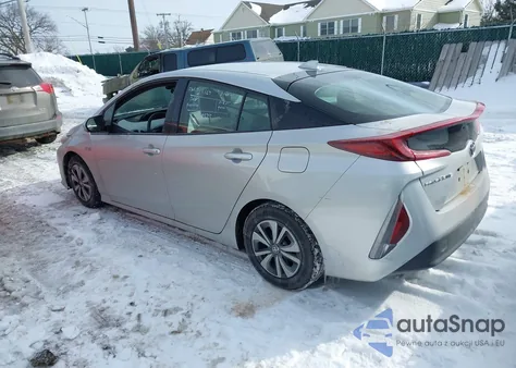 2017 Toyota Prius Prime Premium z USA, uszkodzony, nr VIN JTDKARFP3H3051467